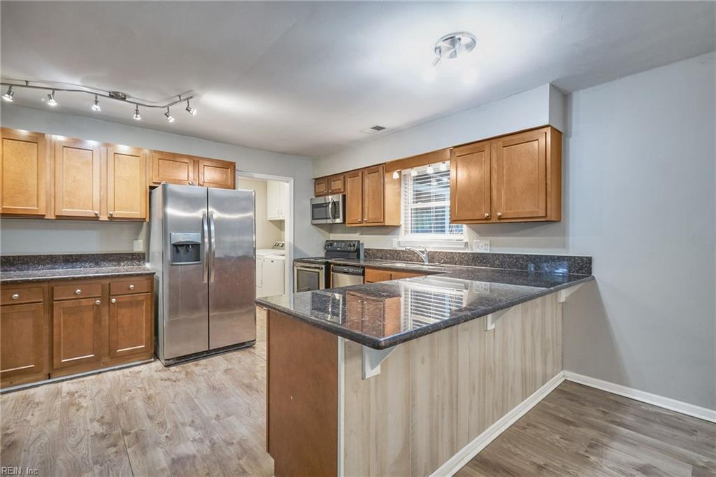 2916 Dante PL