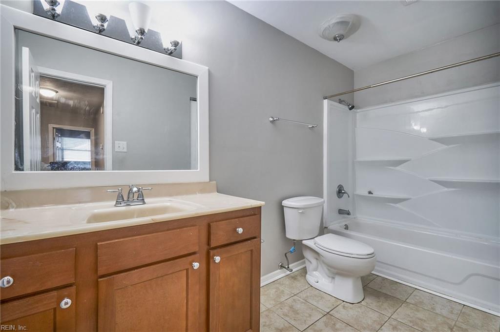 2916 Dante PL