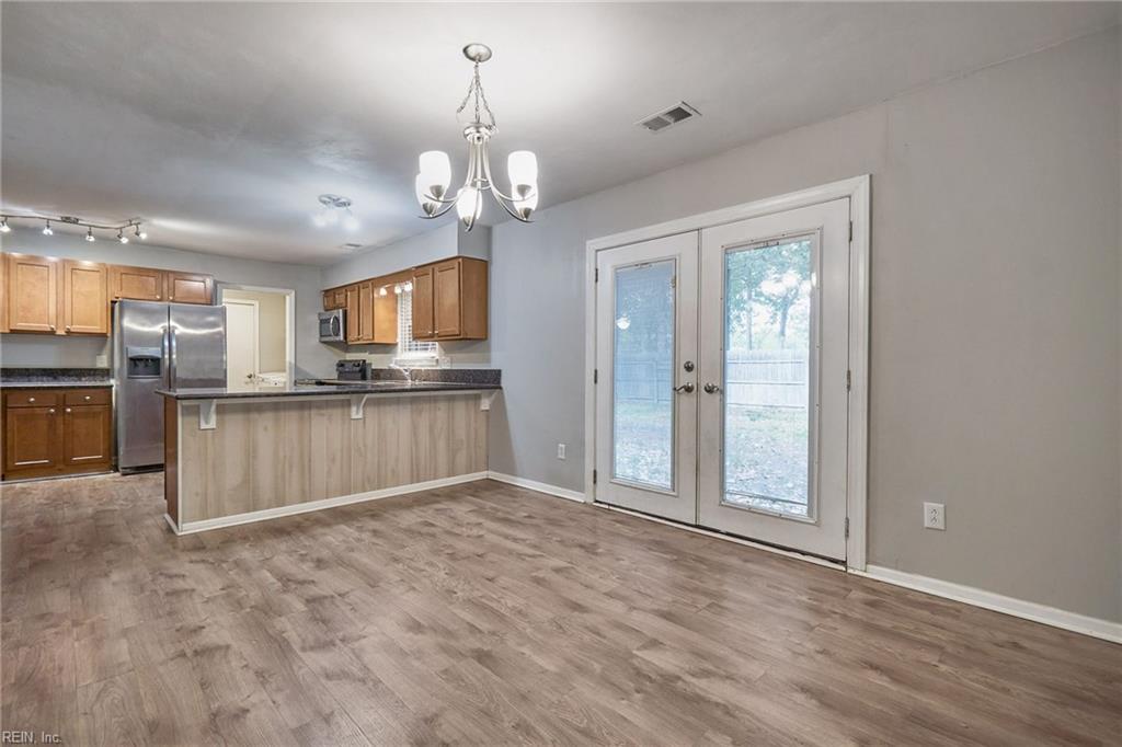 2916 Dante PL