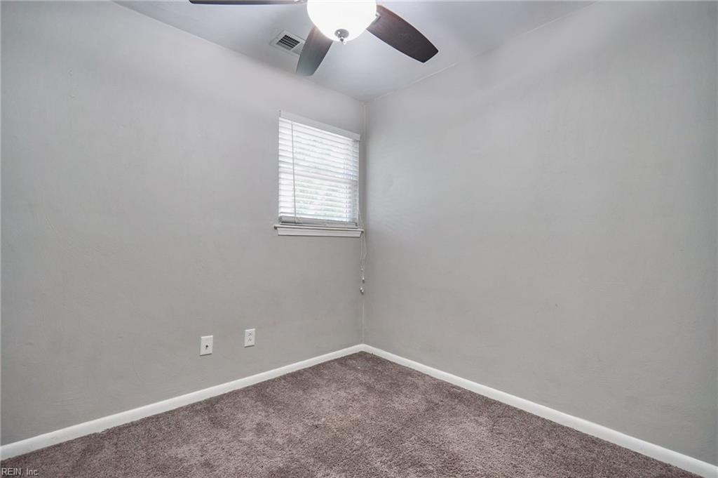 2916 Dante PL
