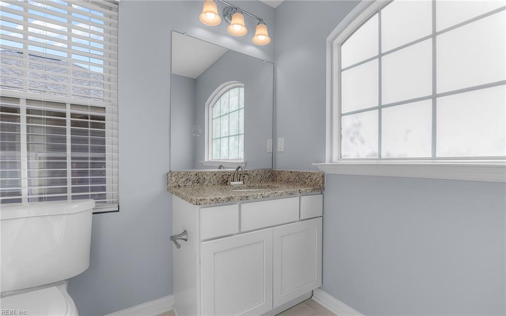 426 W 28th ST