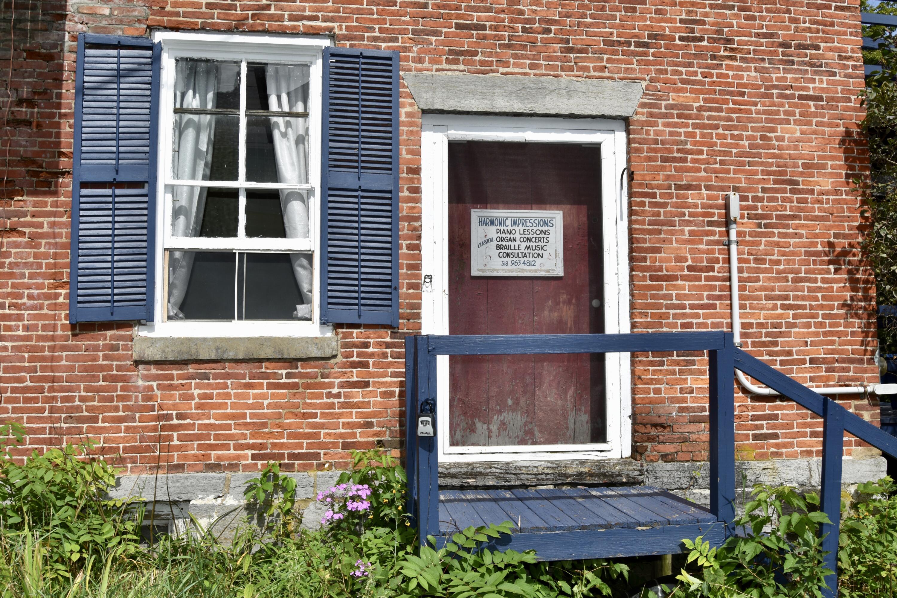 2304 Main Street Street