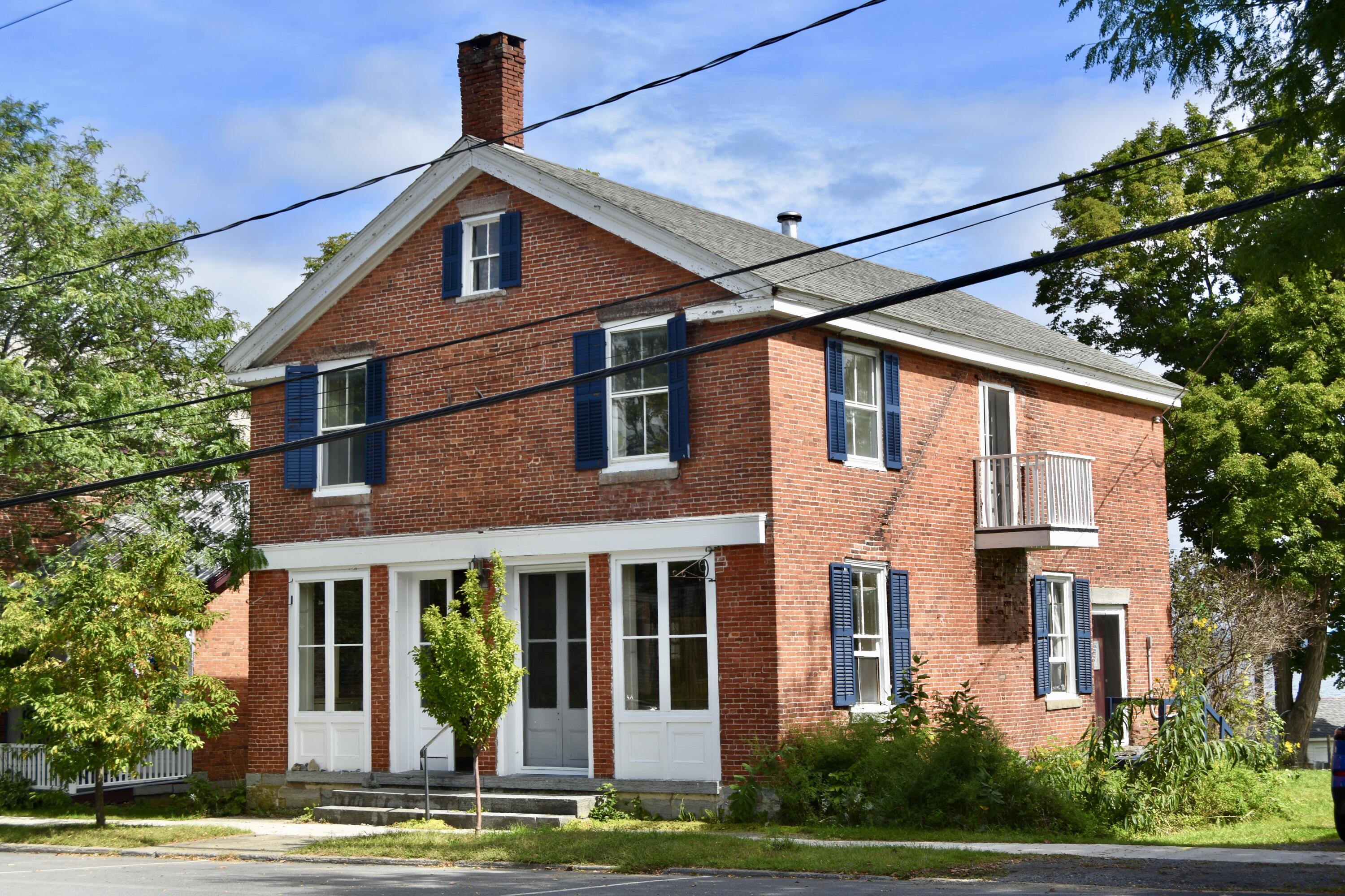 2304 Main Street Street