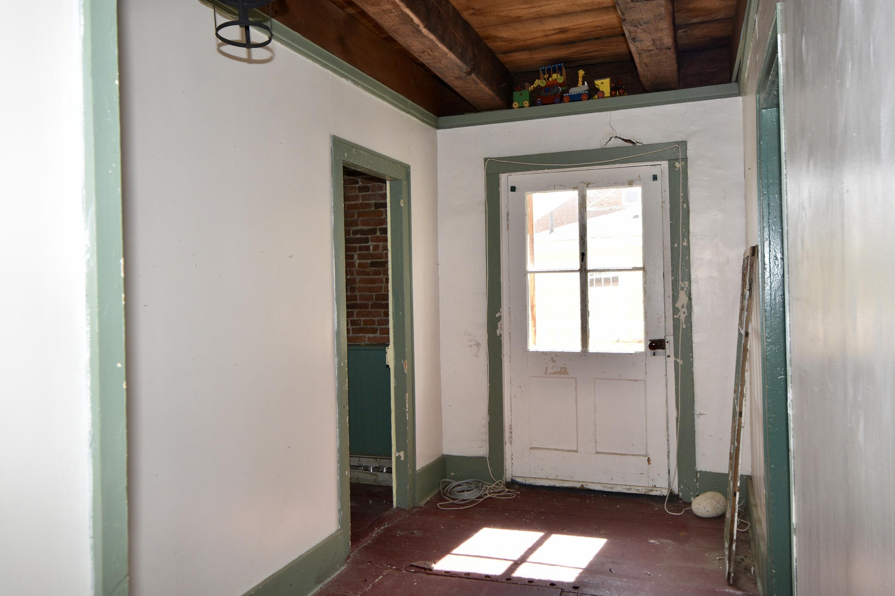 2304 Main Street Street