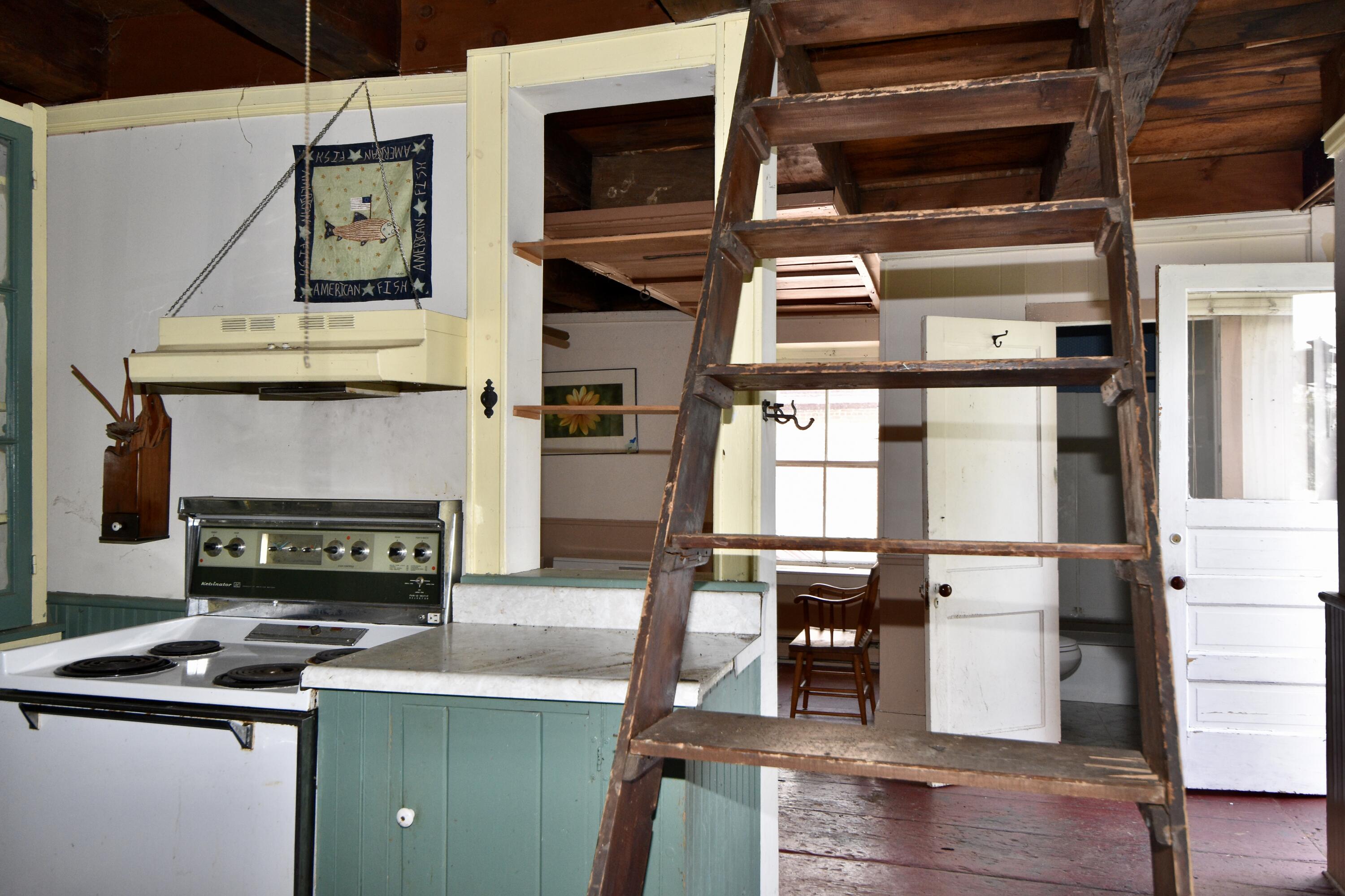 2304 Main Street Street