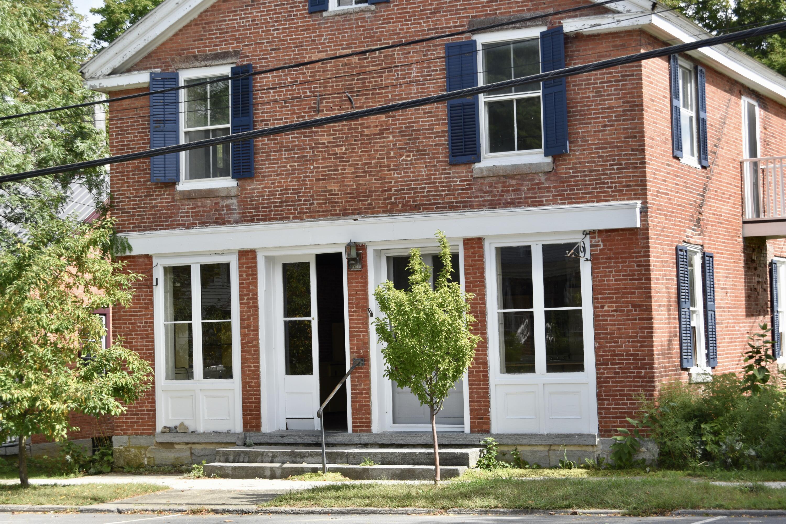 2304 Main Street Street