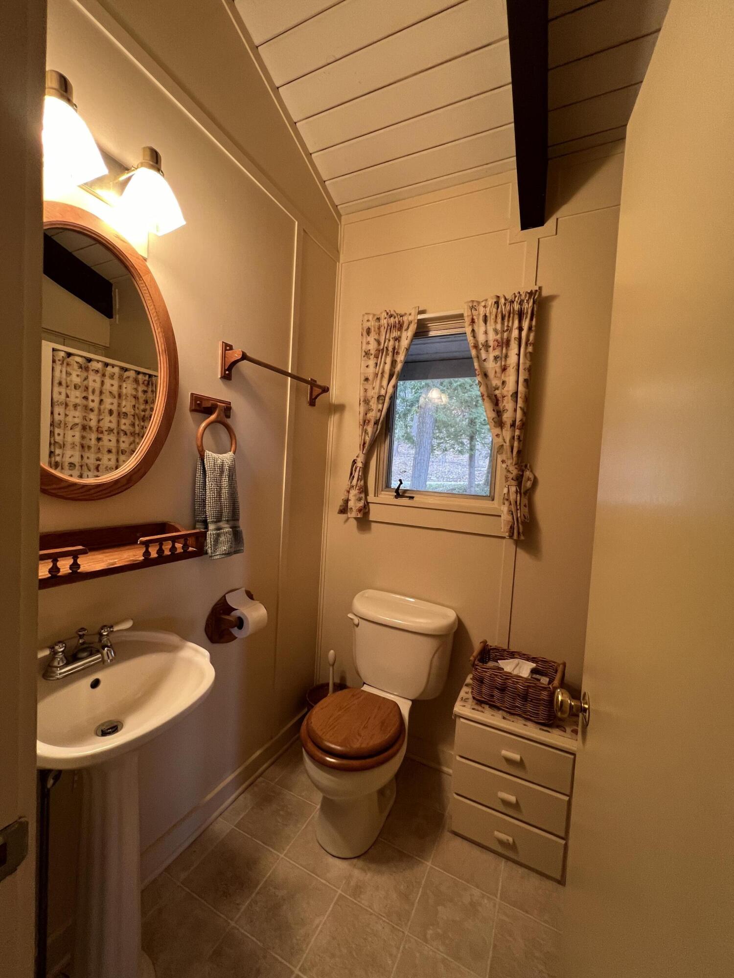 1970 Lake Shore Road