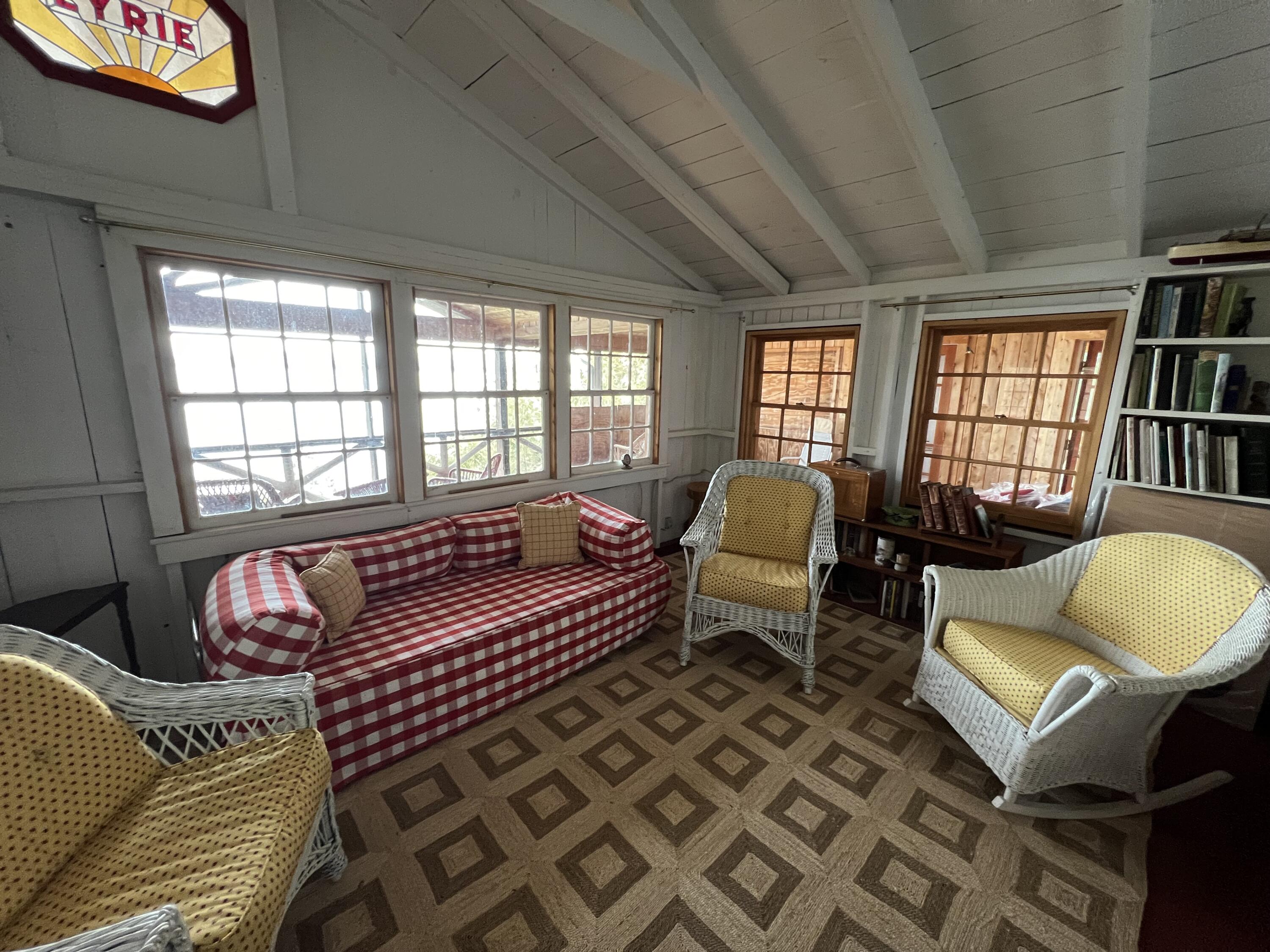 1970 Lake Shore Road