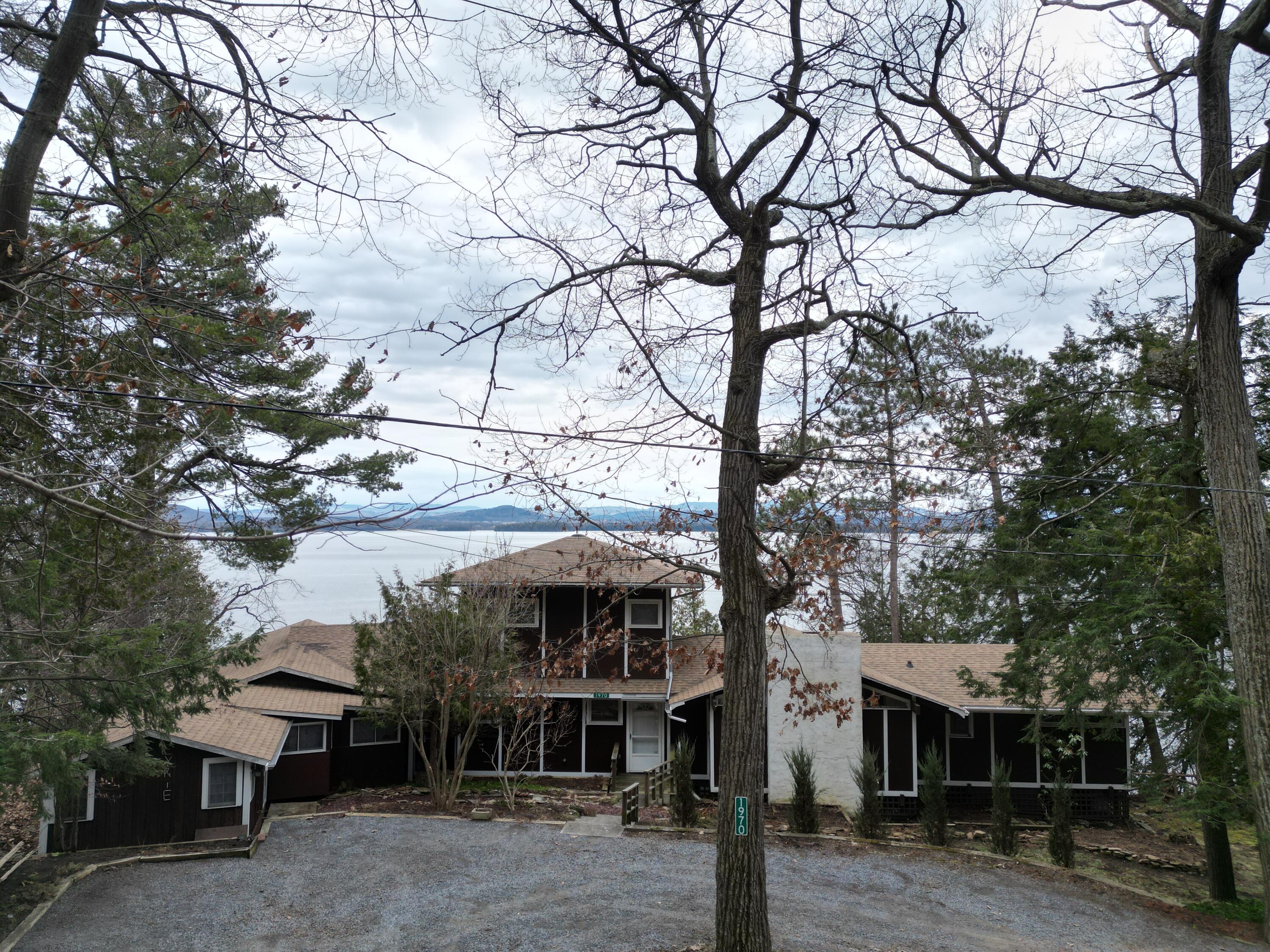 1970 Lake Shore Road