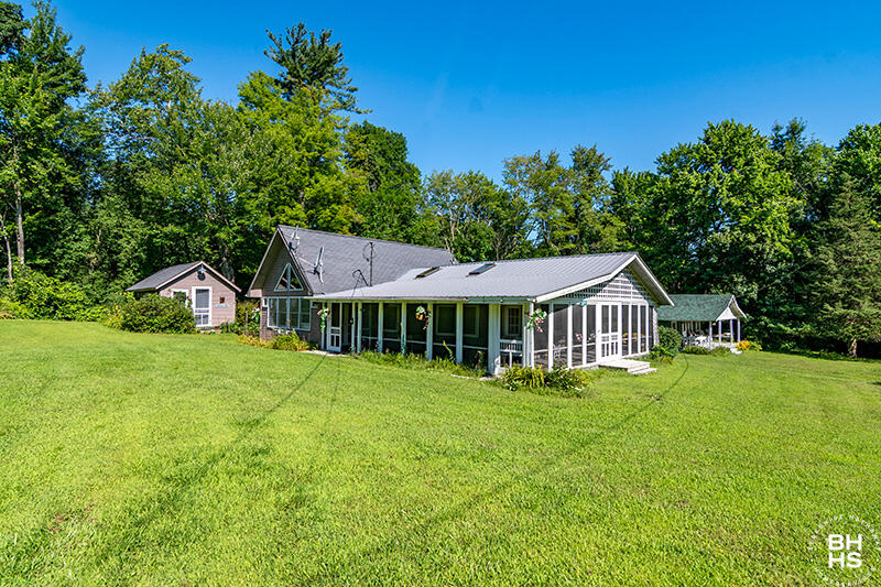 1699 Lake Shore Road