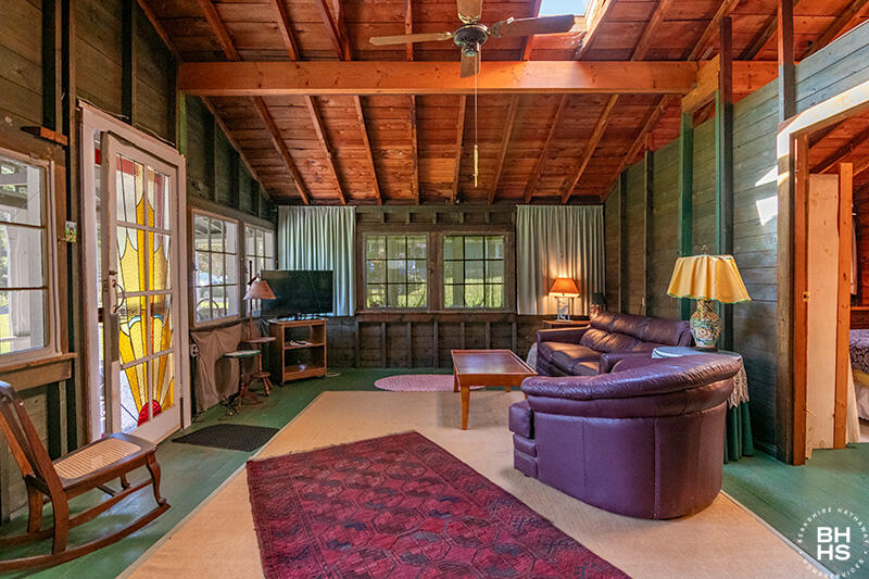 1699 Lake Shore Road