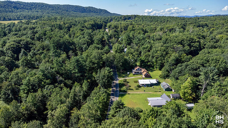 1699 Lake Shore Road