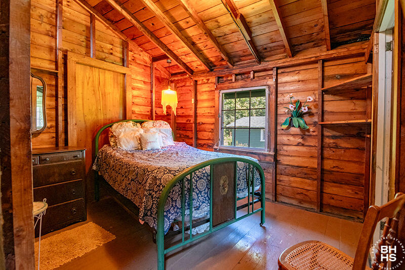 1699 Lake Shore Road