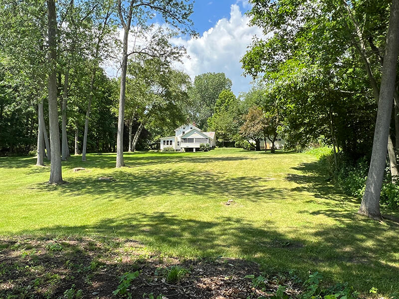 2830 Essex Road Road