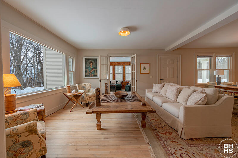 2830 Essex Road Road