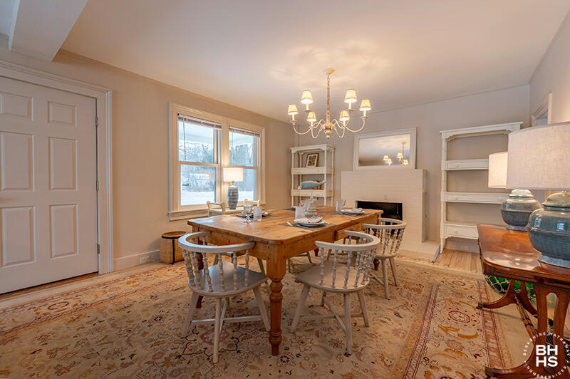 2830 Essex Road Road