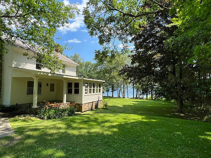 2830 Essex Road Road