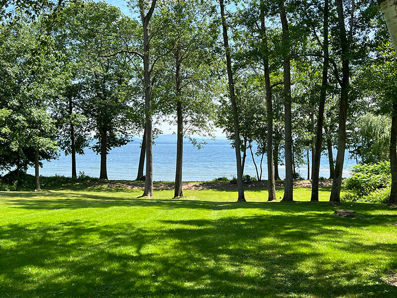 2830 Essex Road Road