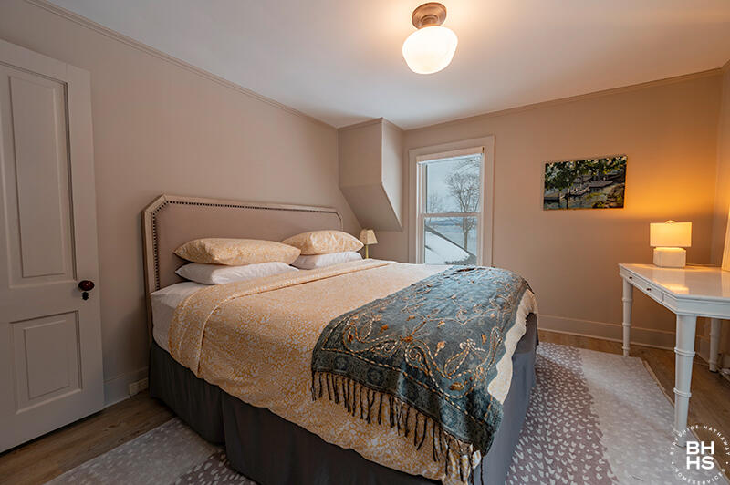 2830 Essex Road Road