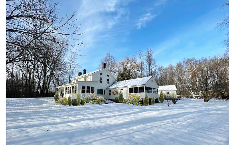 2830 Essex Road Road