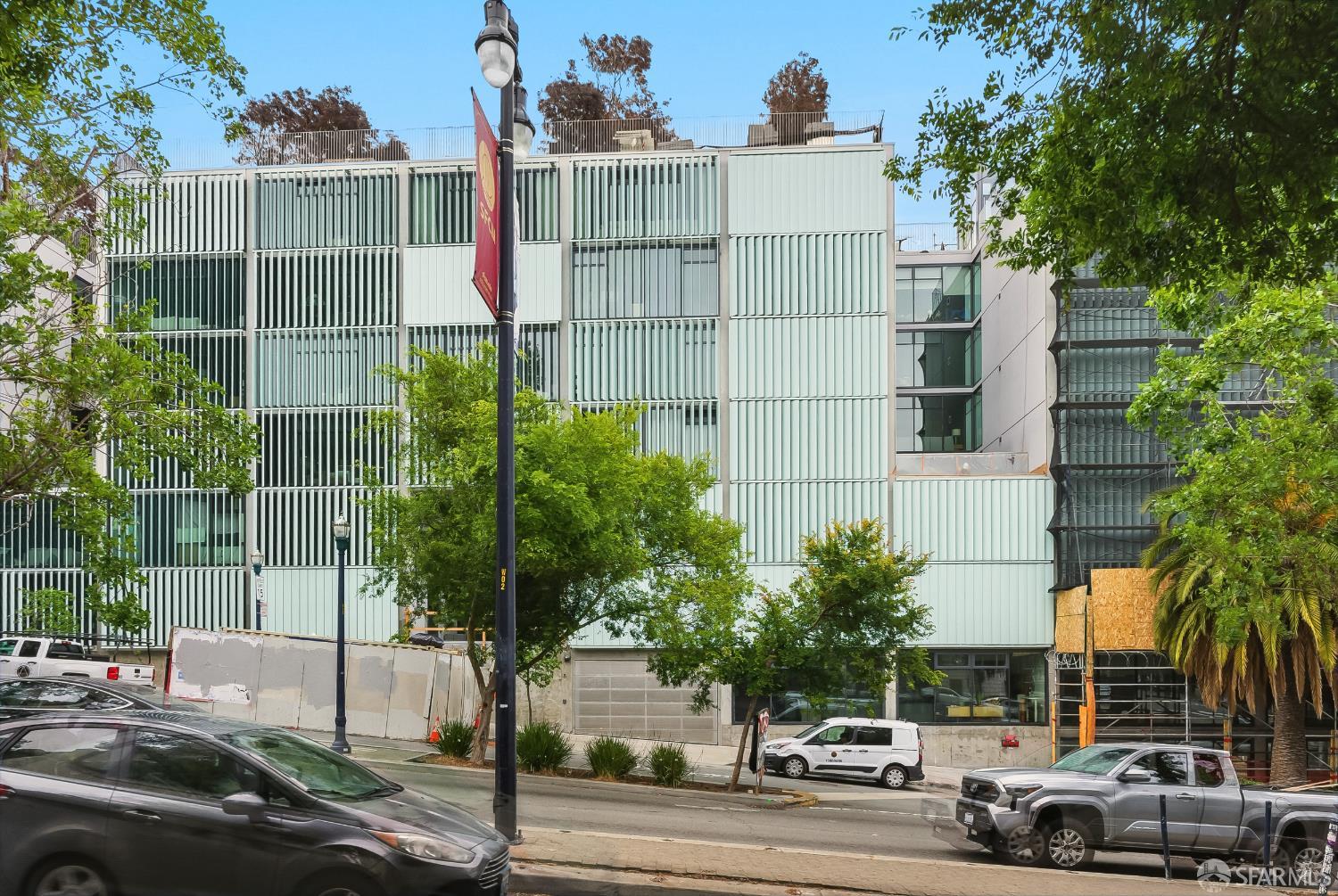 8 Octavia Street # 602