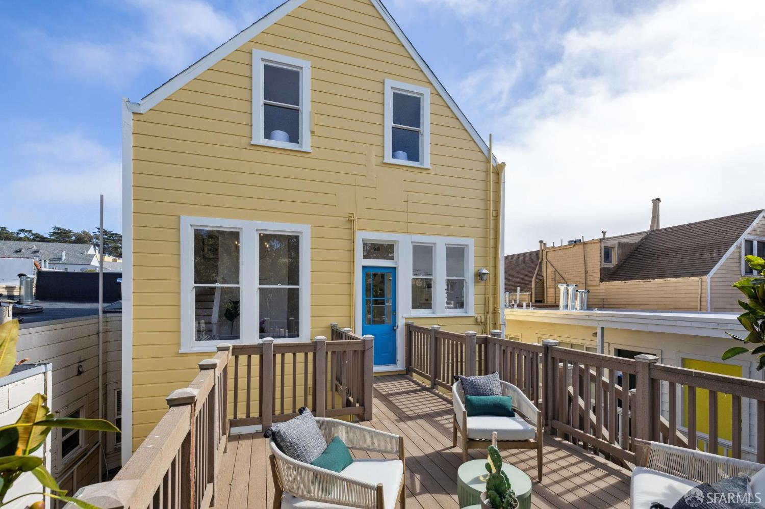 2838 Golden Gate Avenue