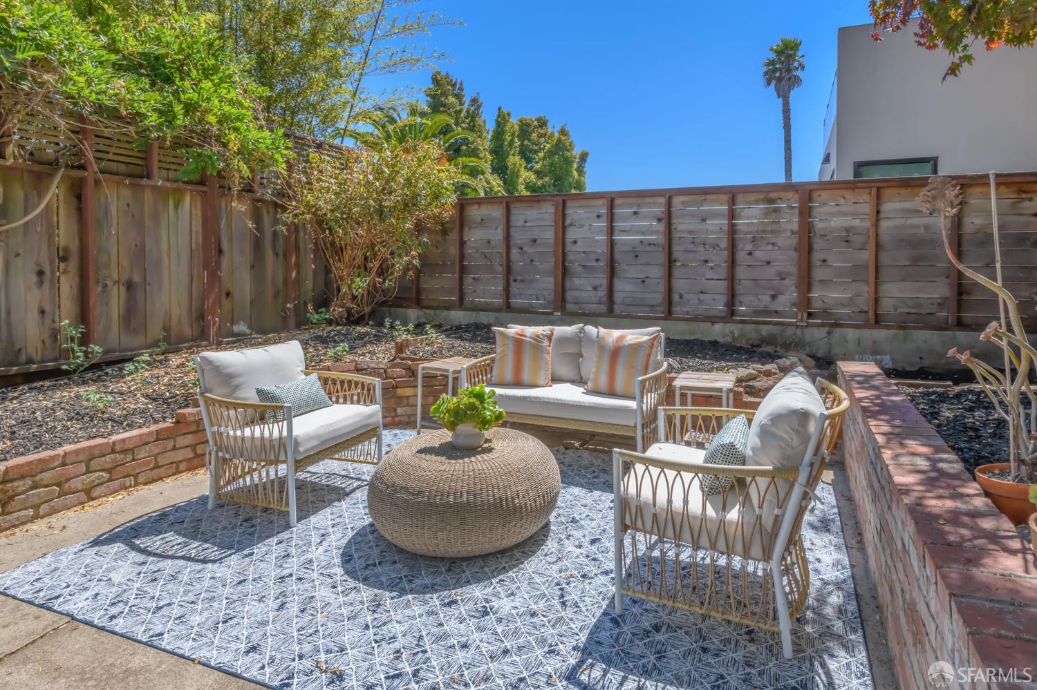 3779-3781 25th Street