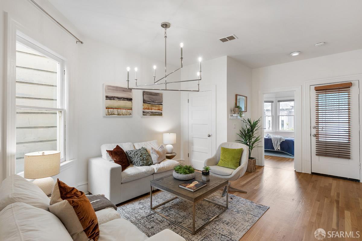 628 Broderick Street