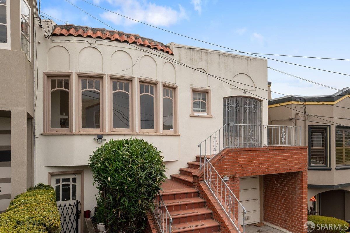 537 Bright Street