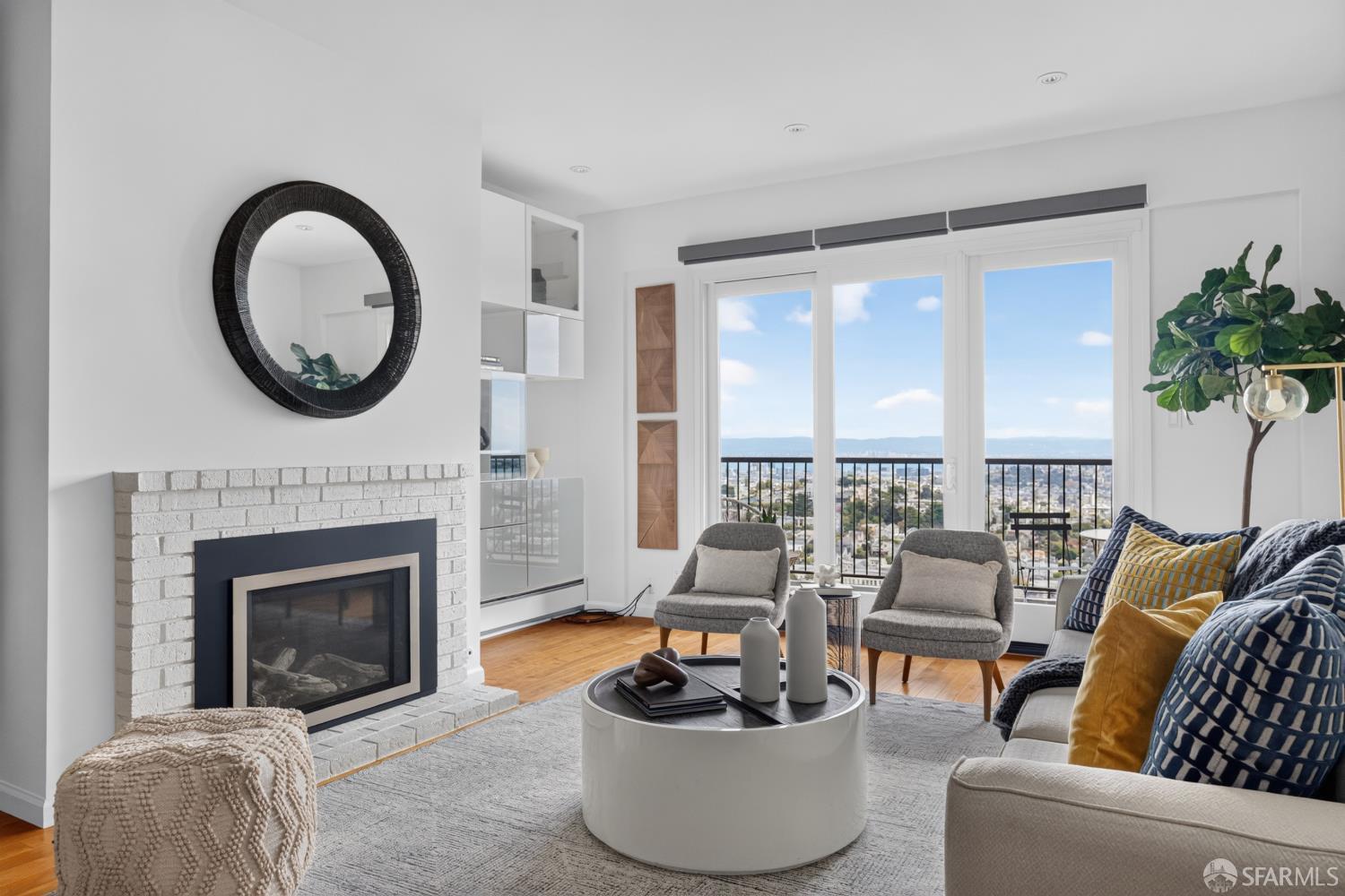 925 Corbett Avenue # 103