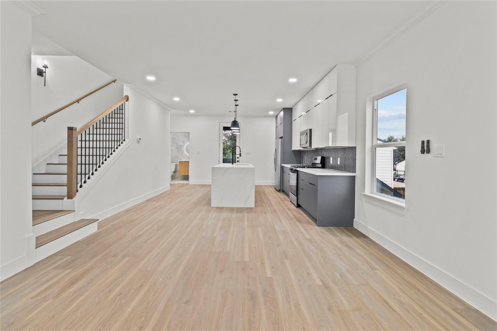 3815 Elysian Street