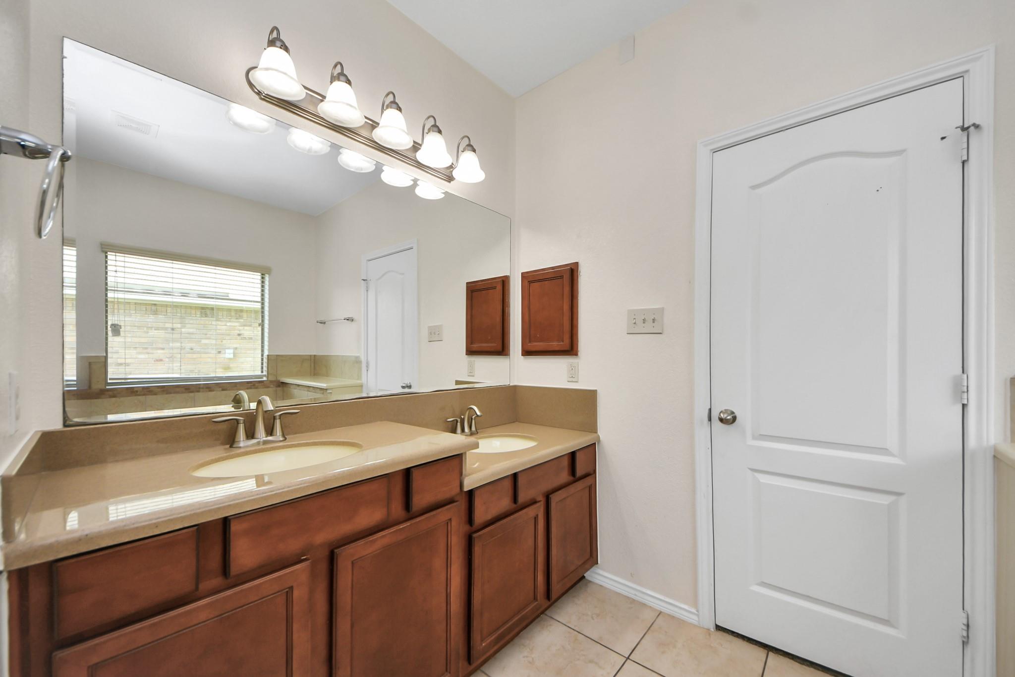 23906 W Fairport Harbor Lane