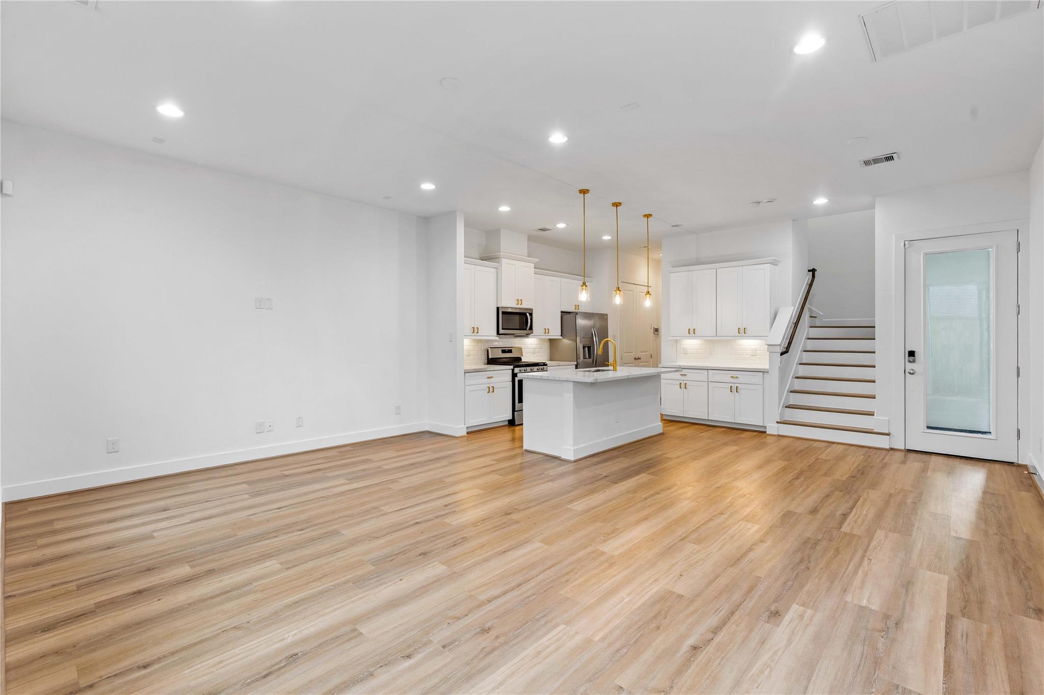 4861 Rich Oak Drive