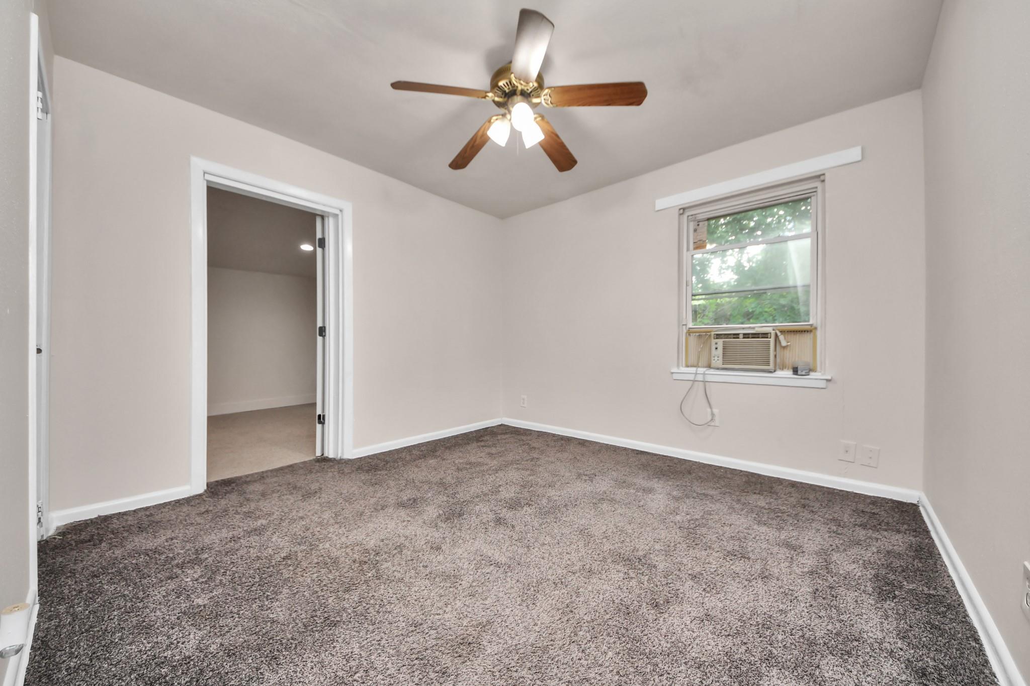 2703 Knotty Oaks Trail