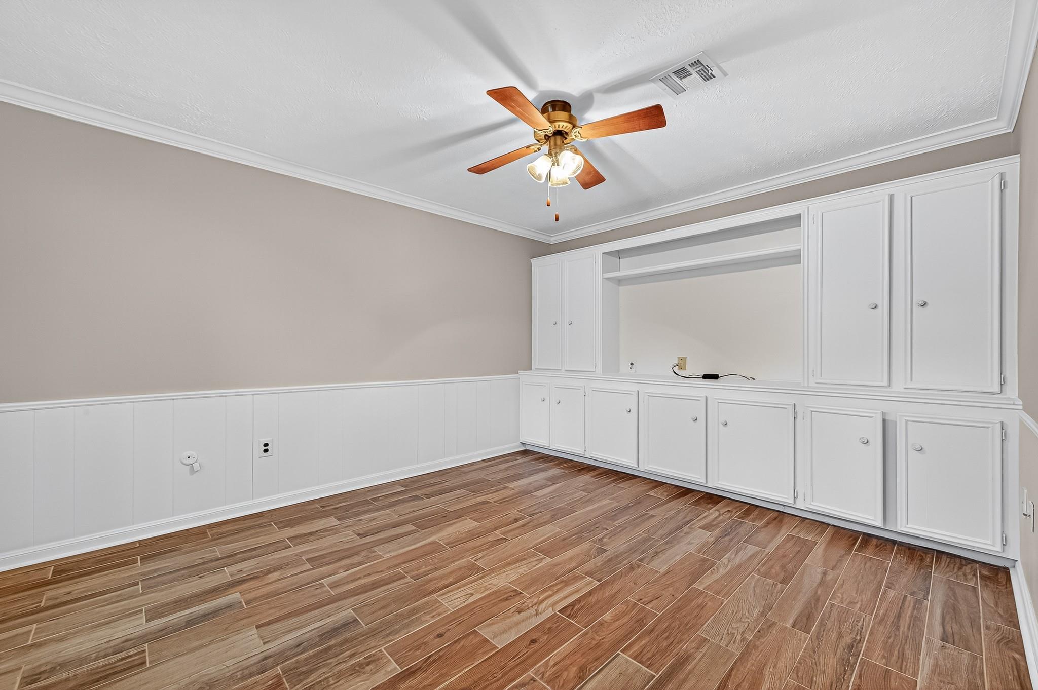 13903 Chevy Chase Drive
