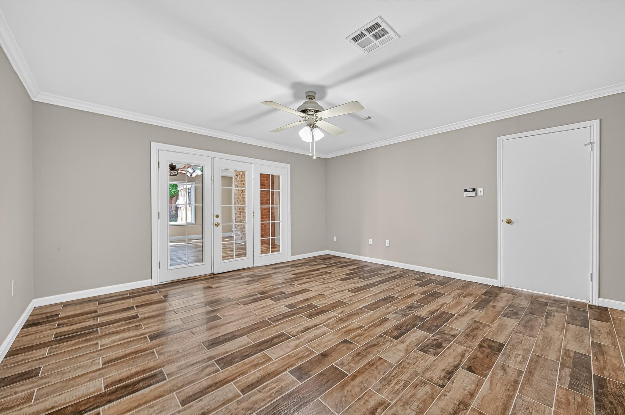 13903 Chevy Chase Drive
