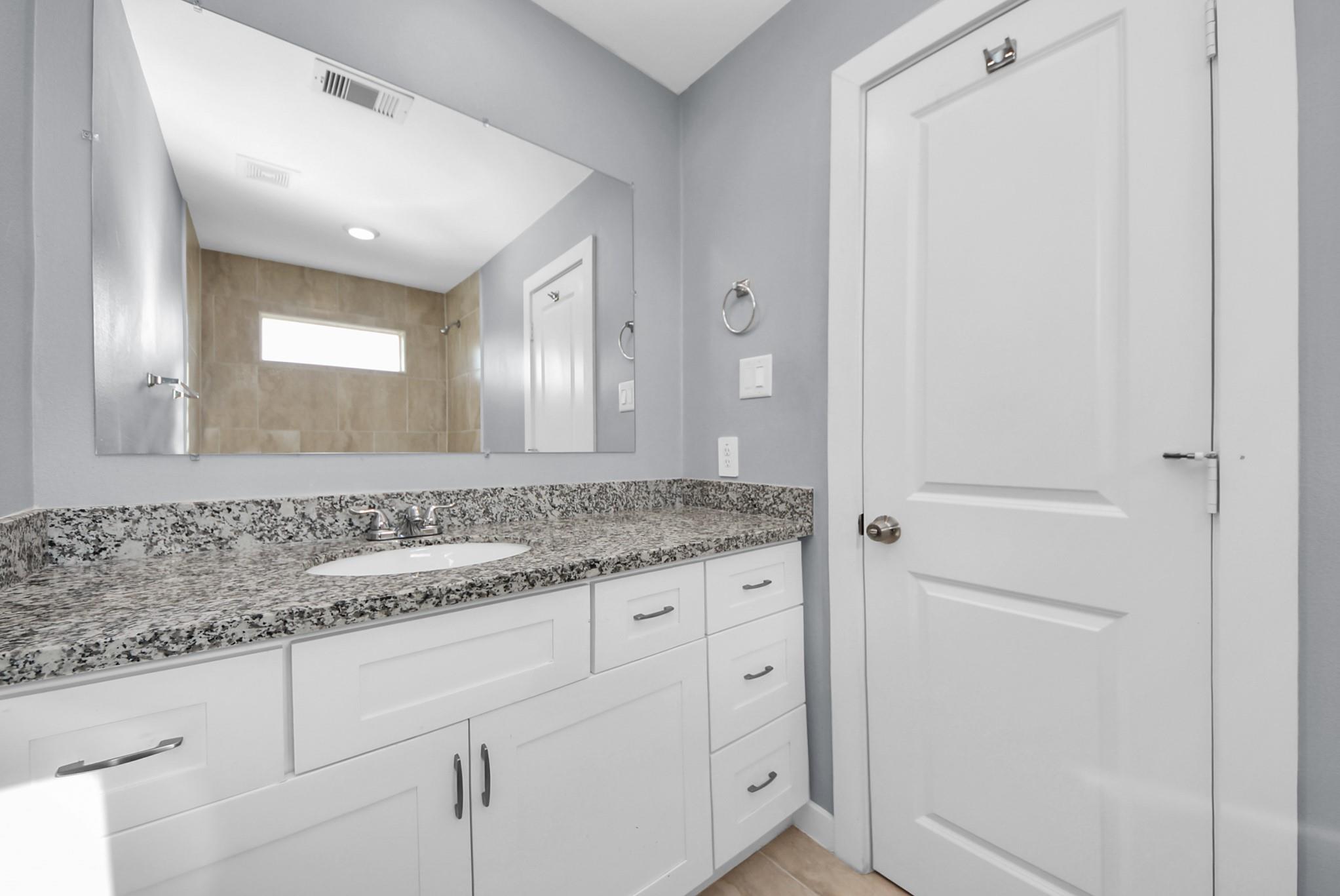 618 Maple Way Unit: A/B