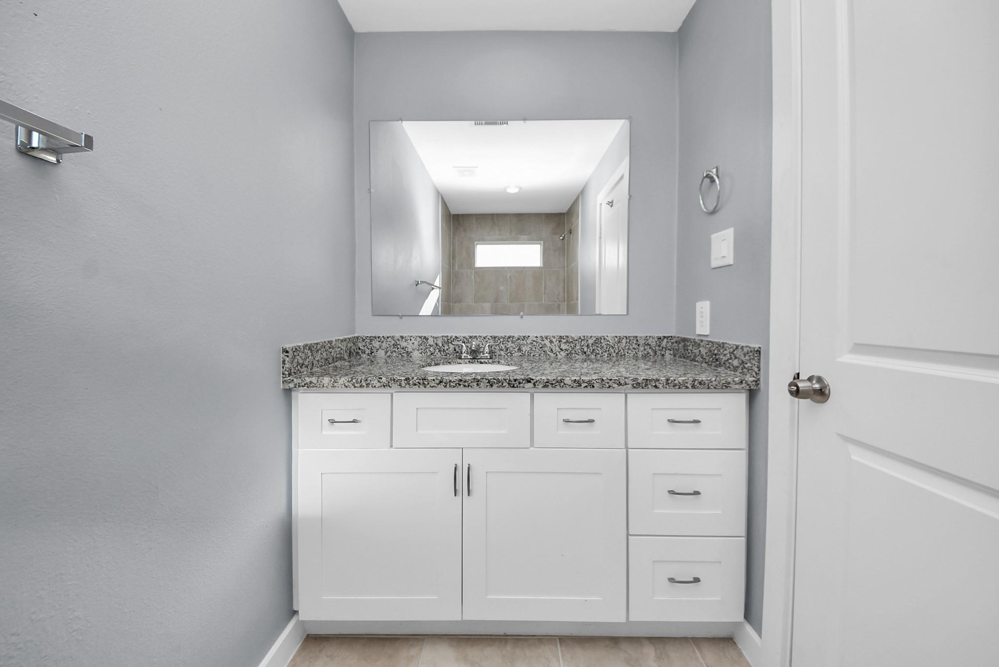618 Maple Way Unit: A/B