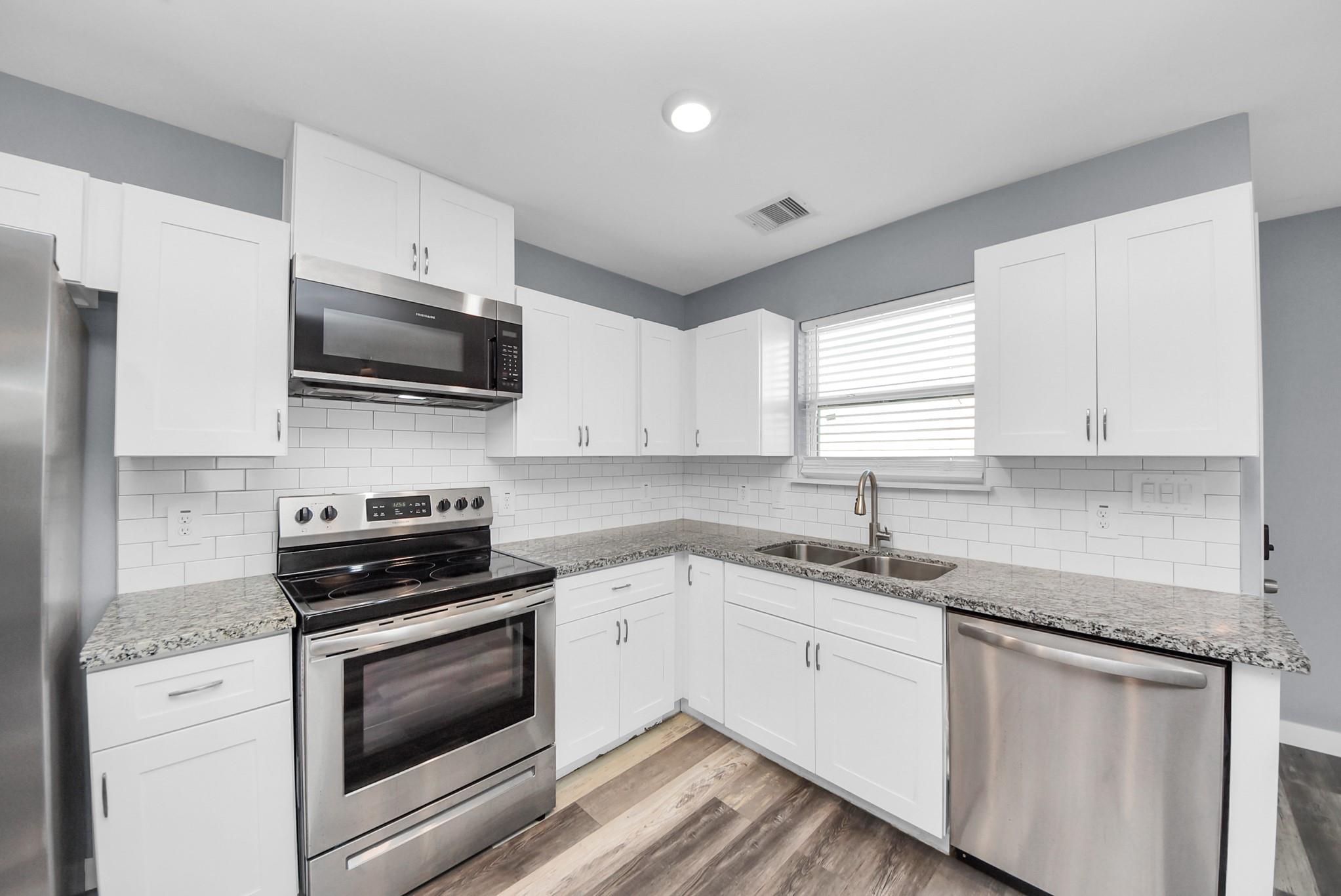 618 Maple Way Unit: A/B