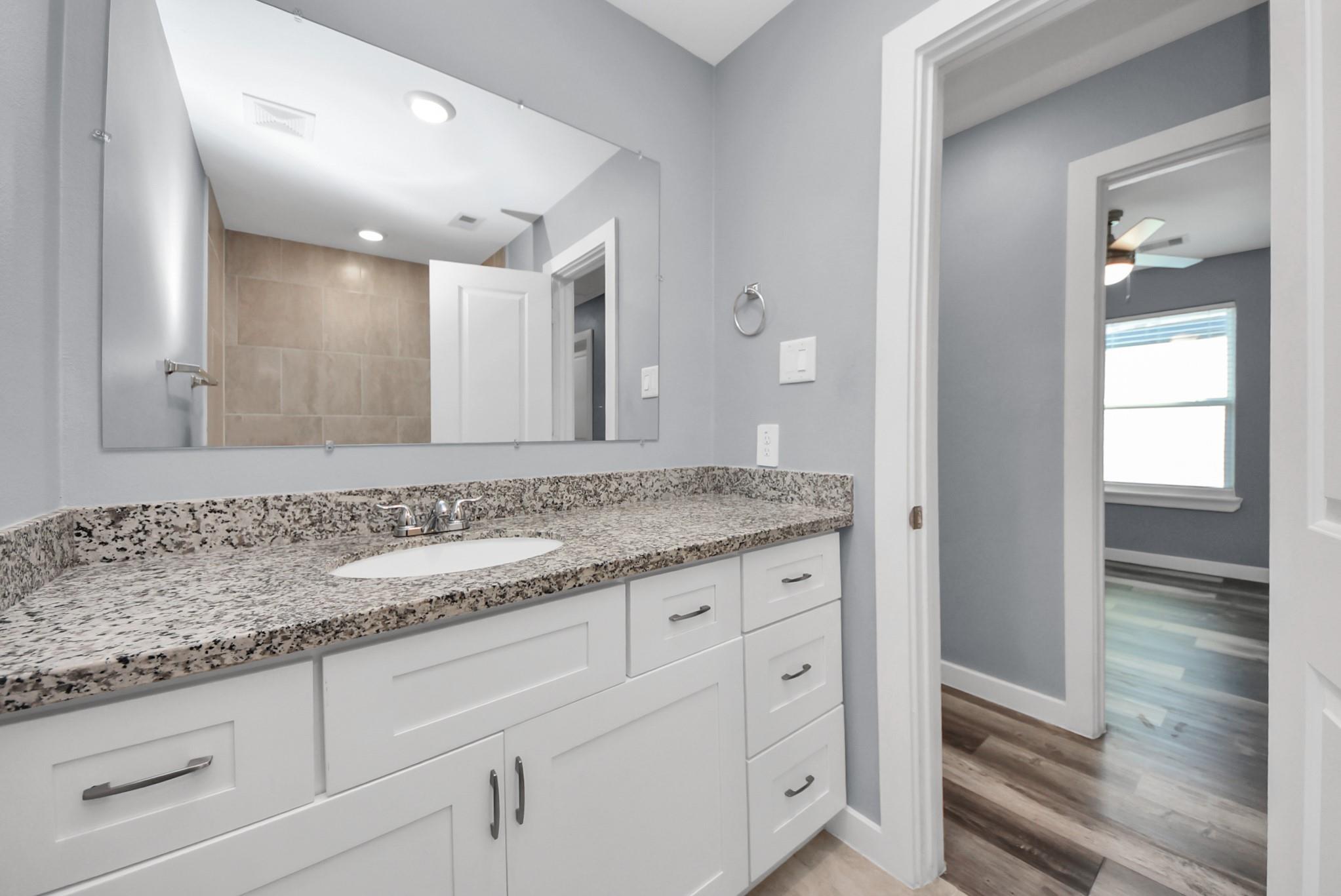 618 Maple Way Unit: A/B