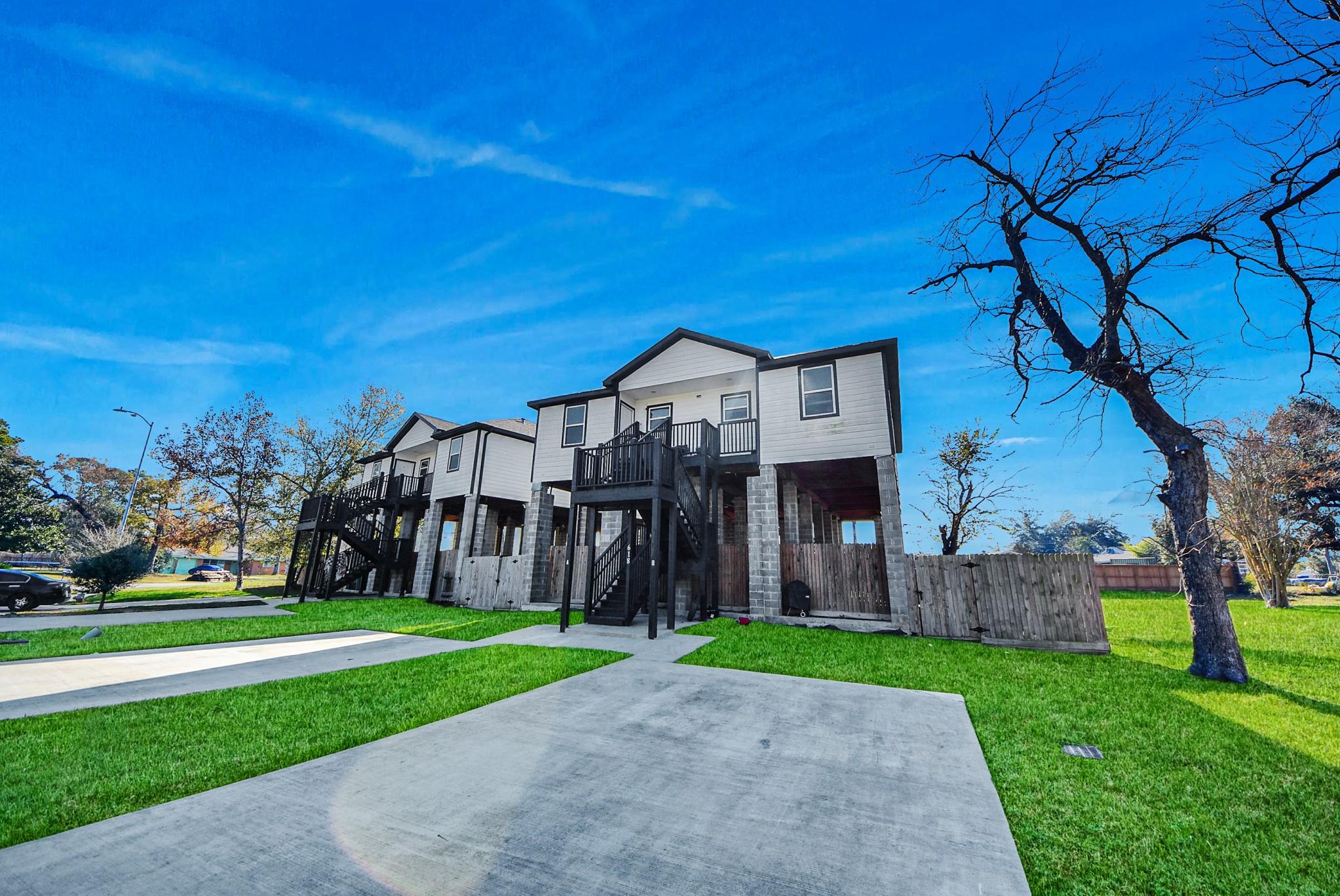 618 Maple Way Unit: A/B