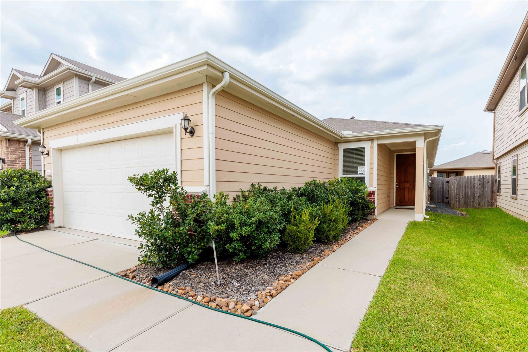 9814 Mills Orchard Drive