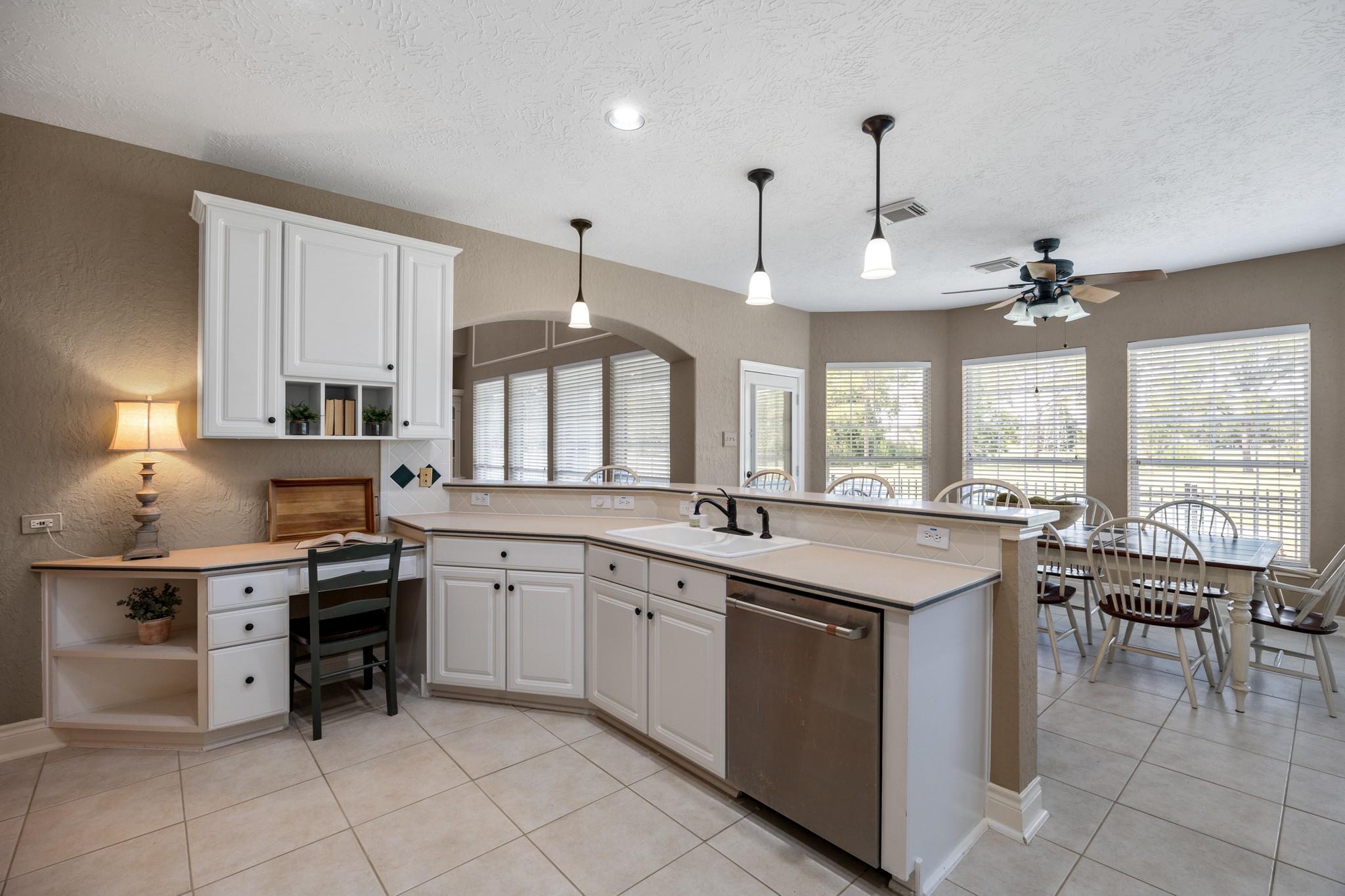 2408 Sawgrass Court