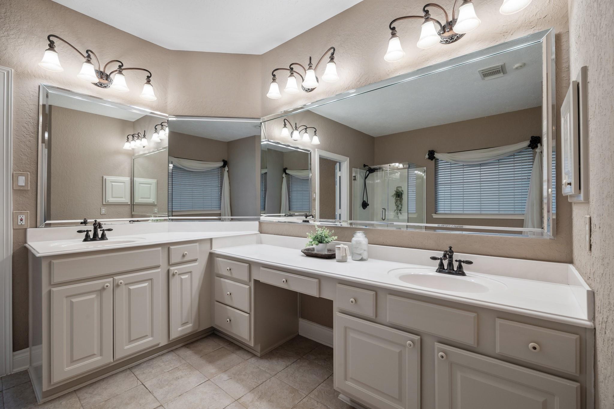 2408 Sawgrass Court