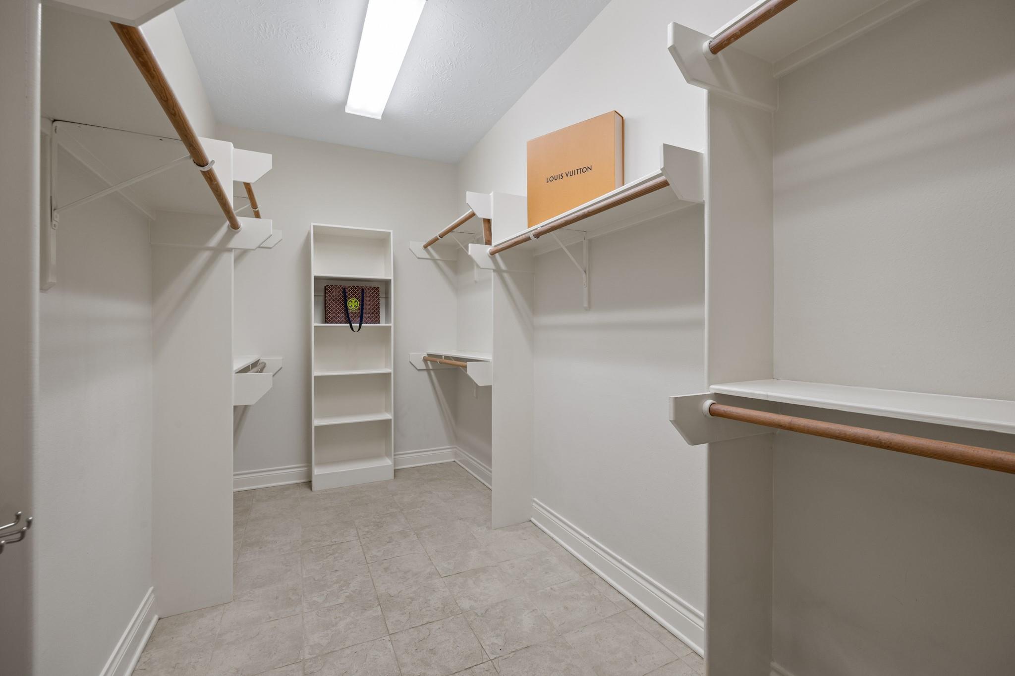 2408 Sawgrass Court