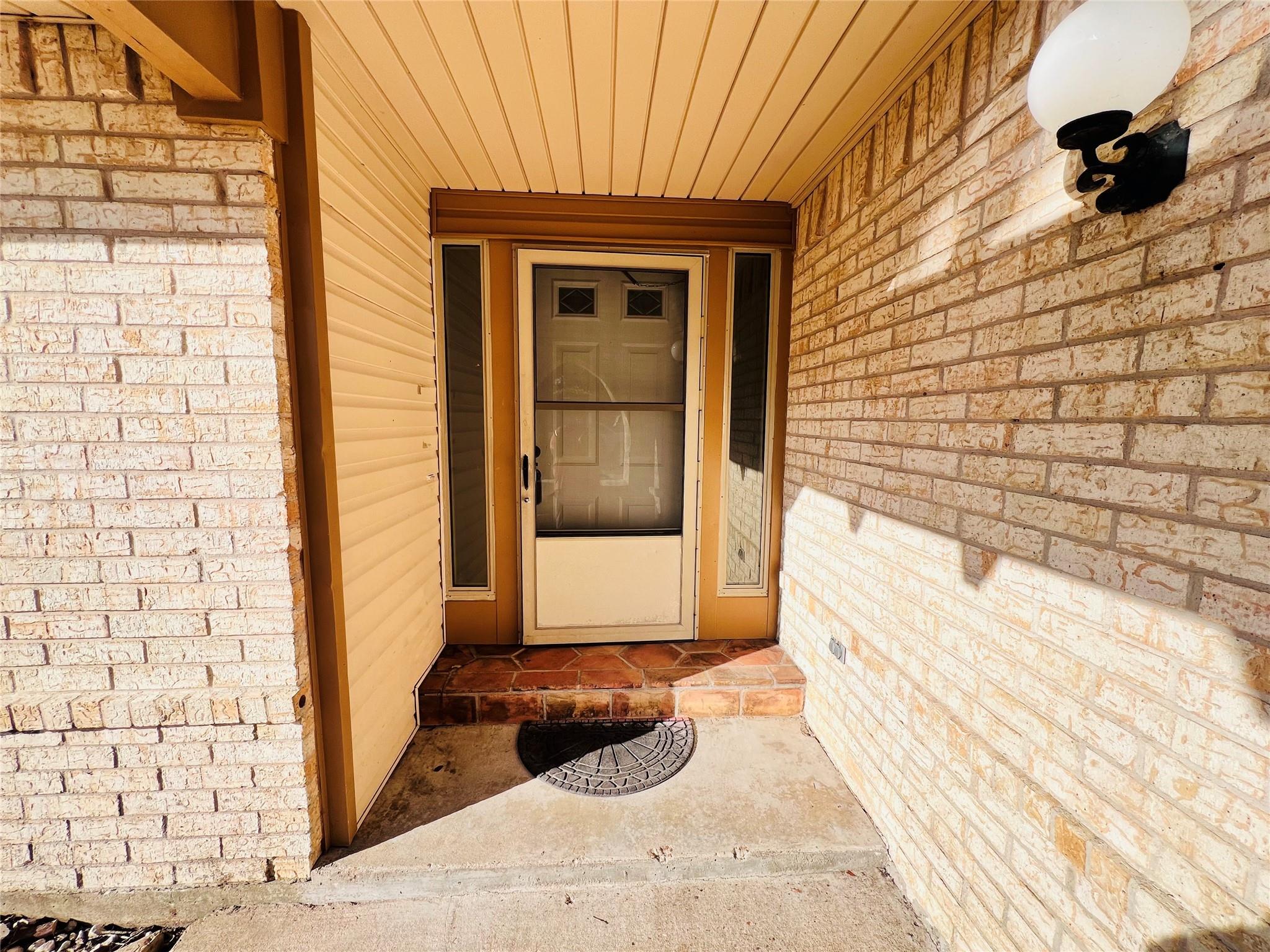 9614 Ravensworth Drive