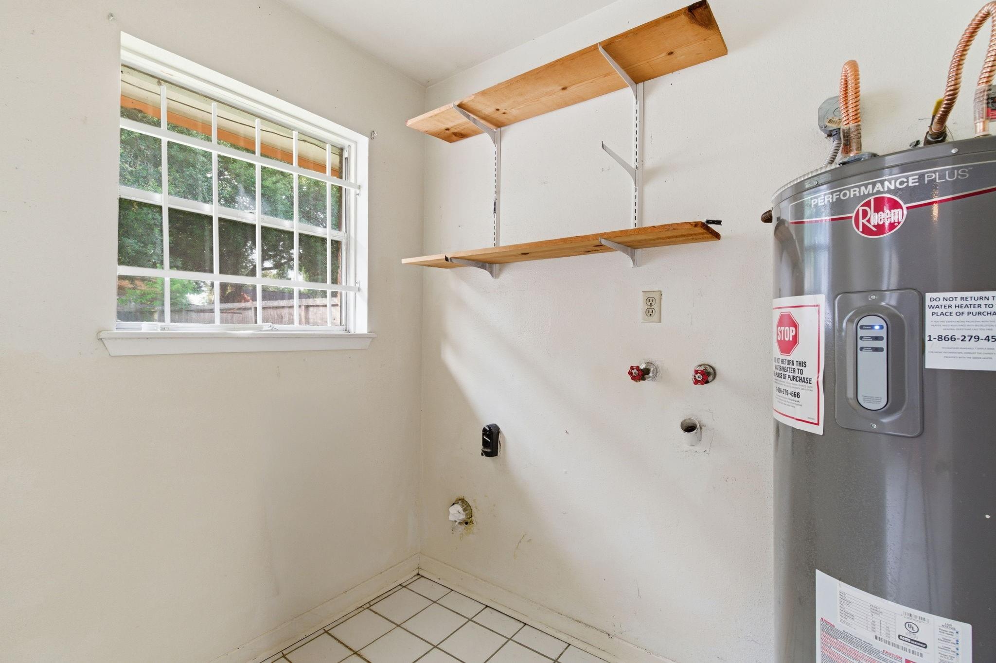 303 N Forest Boulevard