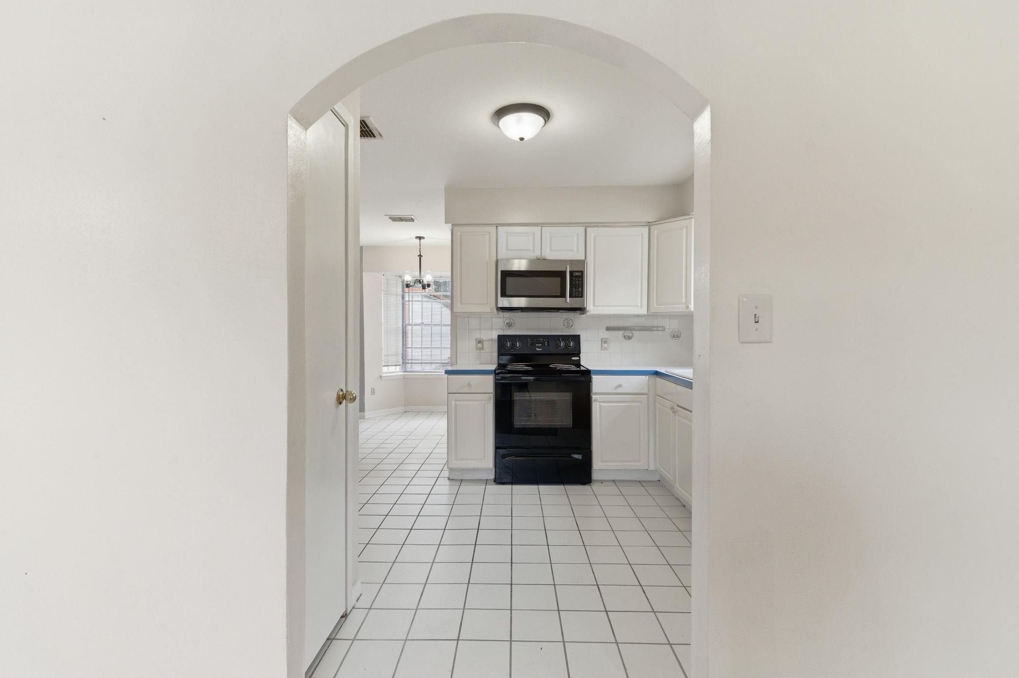 303 N Forest Boulevard