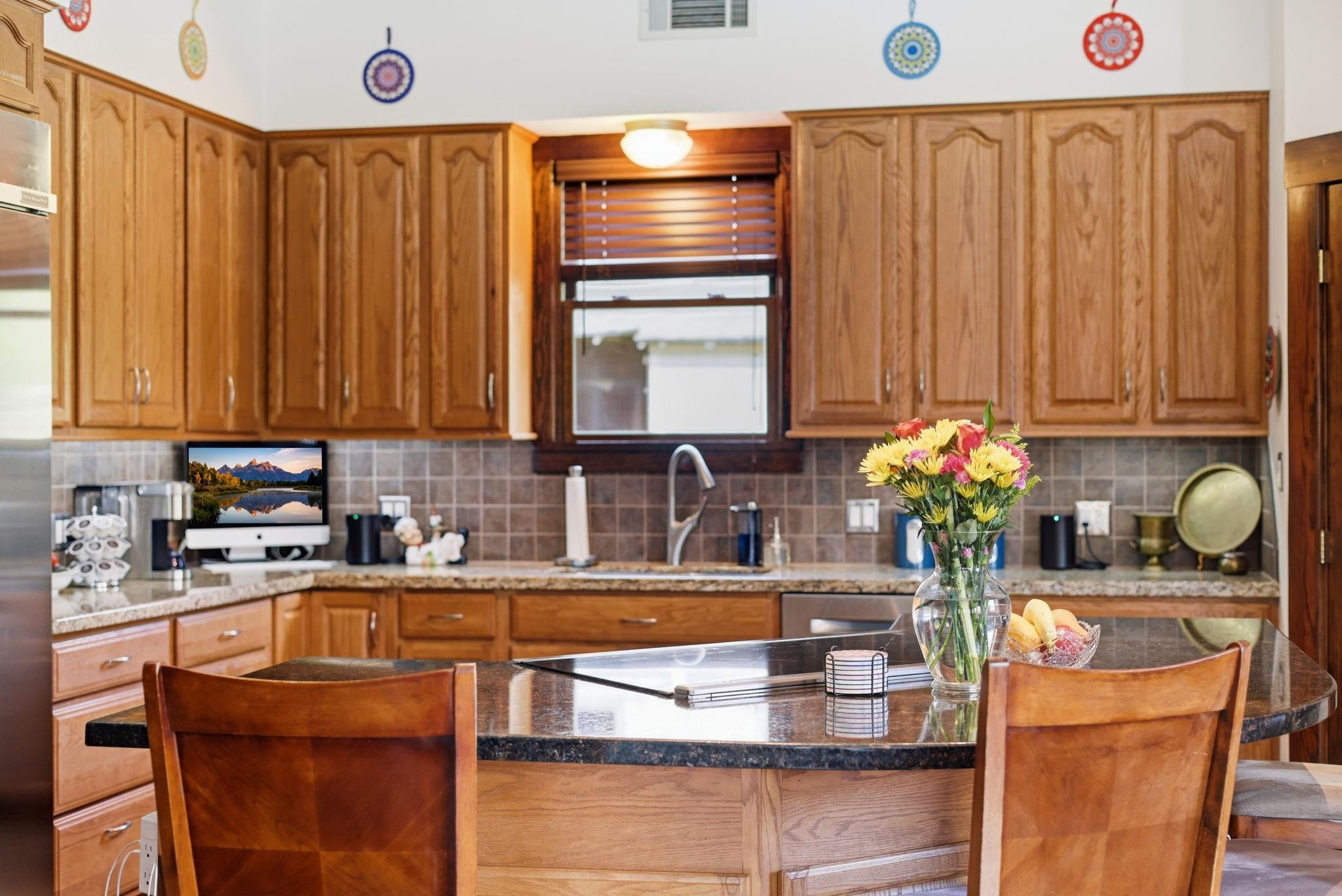 3222 Morrison Street