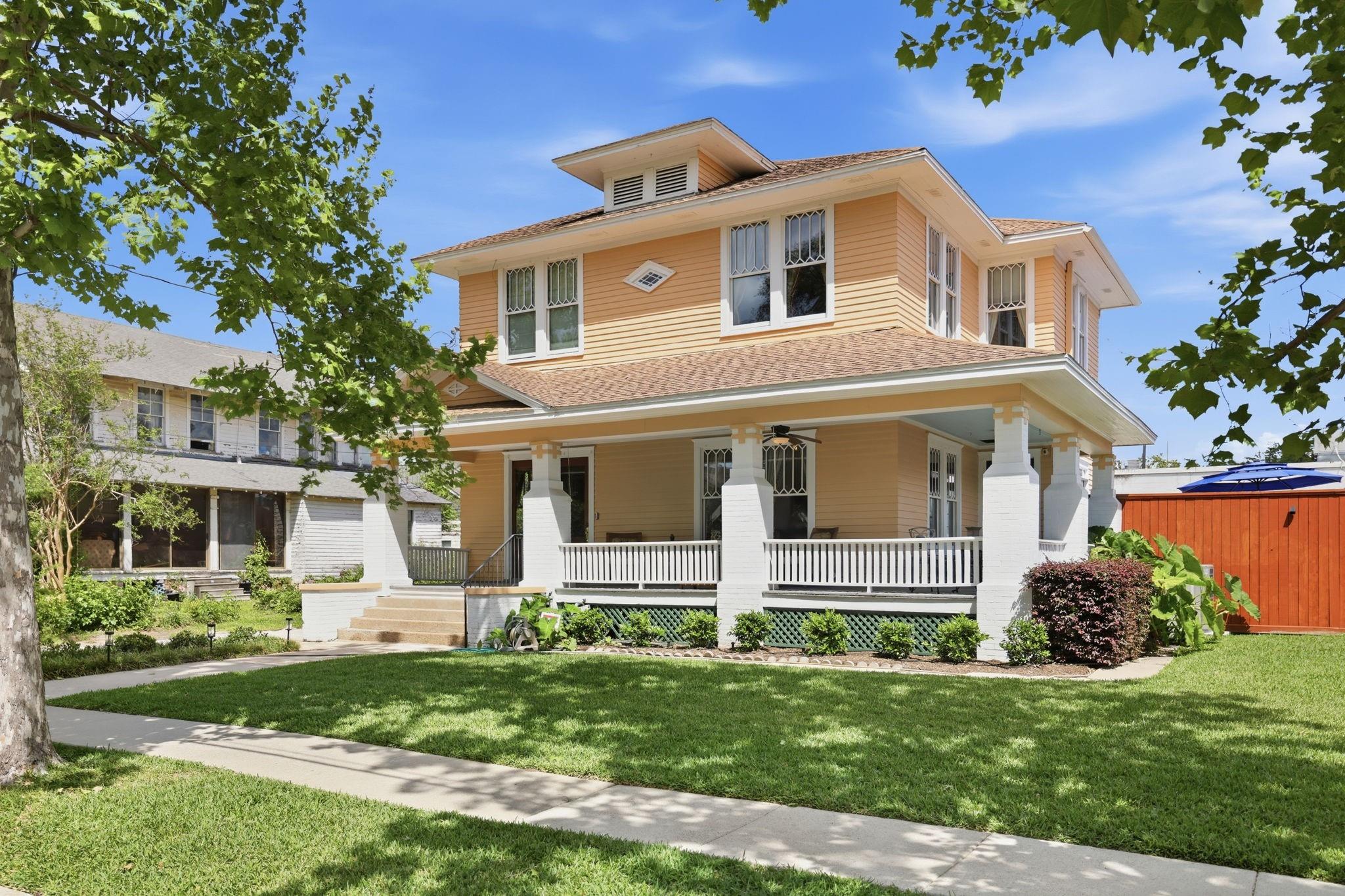 3222 Morrison Street